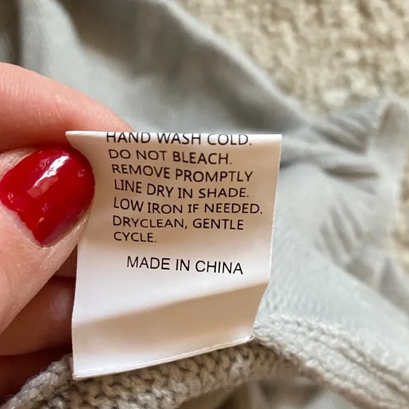 NWOT Striped Sleeve Women's Cardigan - Picture 6 of 6